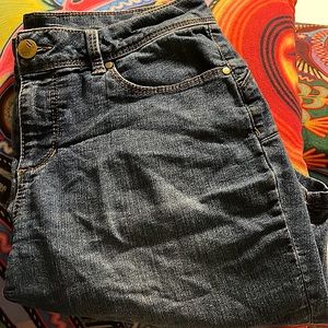 Gently Worn! Still in good condition *D.Jeans* capri blue Jean Shorts